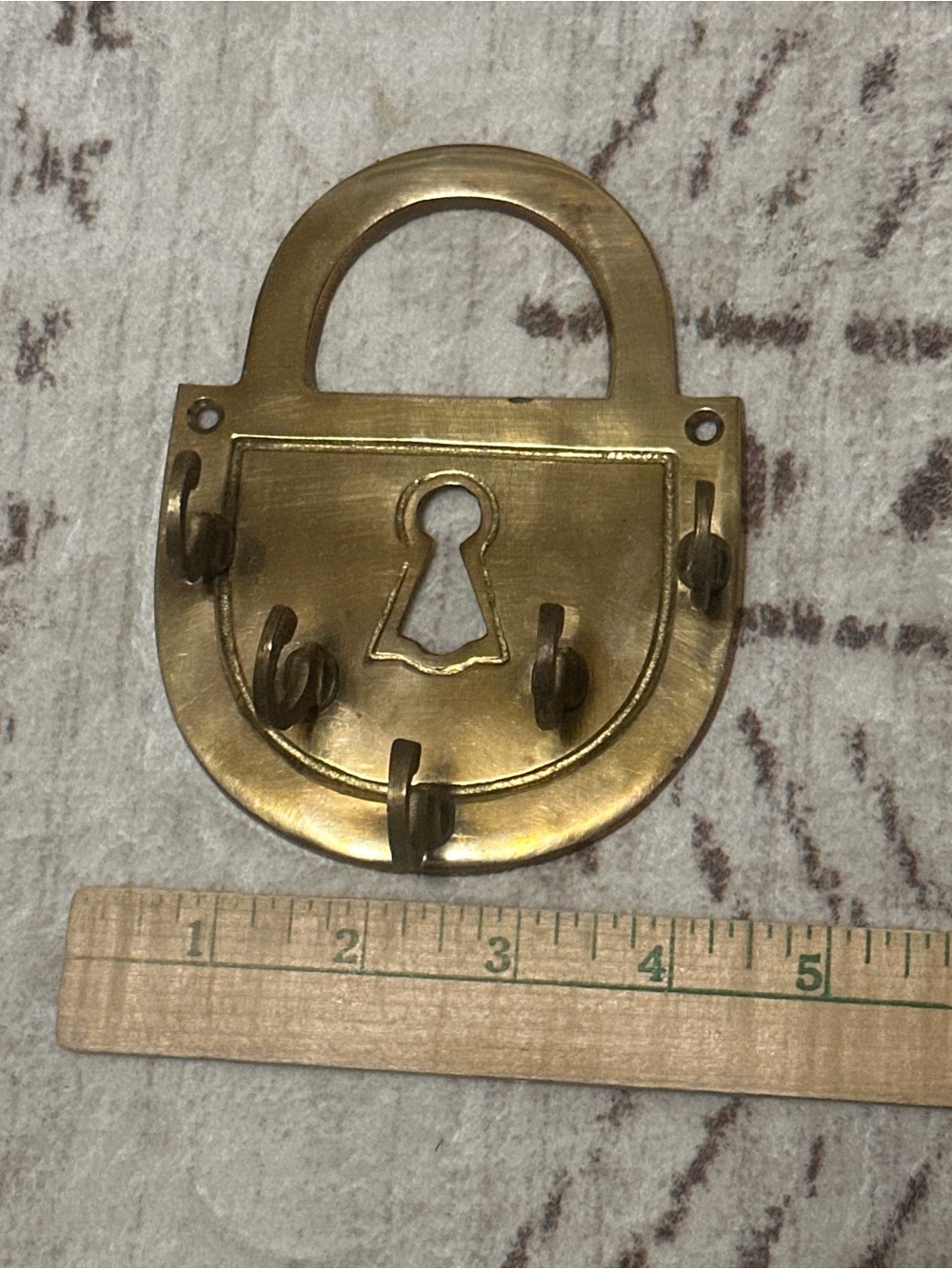 Brass Padlock Wall Key Rack - Gold Finish - Picture 4 of 4